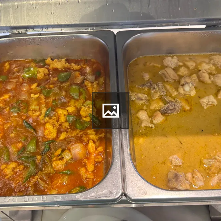 Side-by-side Chicken Curries