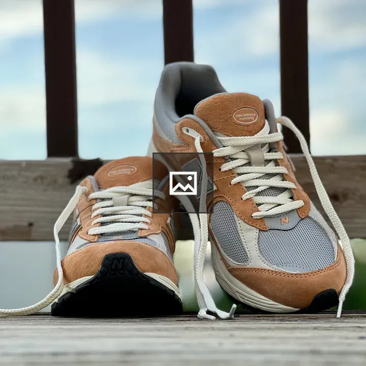 New Balance 2002R Sneakers