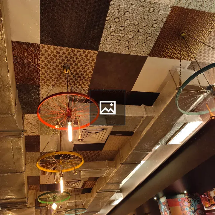 Roof Decoration with Bulbs and Wheel