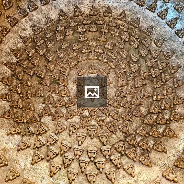 Buddha figures circular design