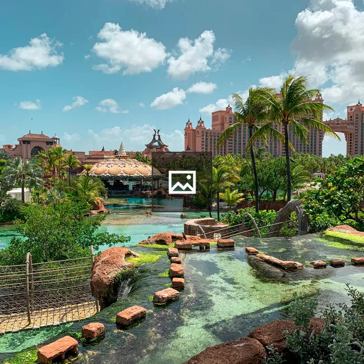 Atlantis Resort Nassau Exterior