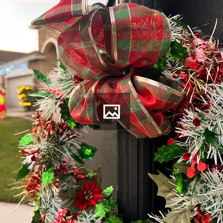 White tinsel Christmas wreath