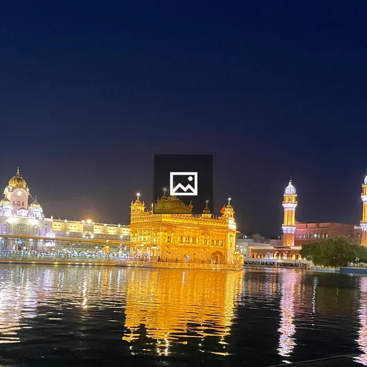 Night view of Sri Harmandir Sahib