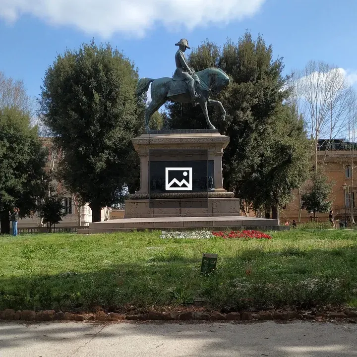 Statue near Quirinale Palace