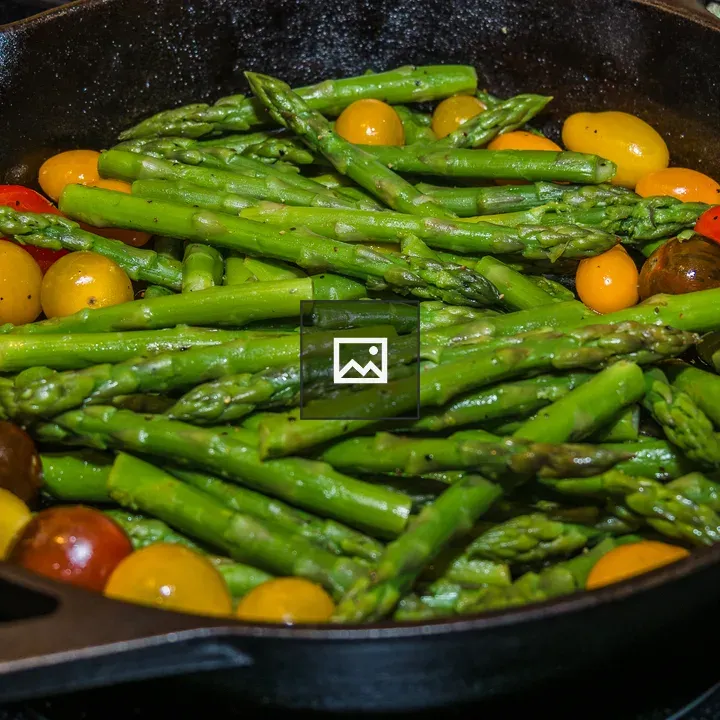 Asparagus and Tomatoes in Skillet