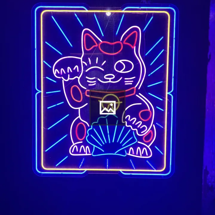 Maneki-neko Neon Sign