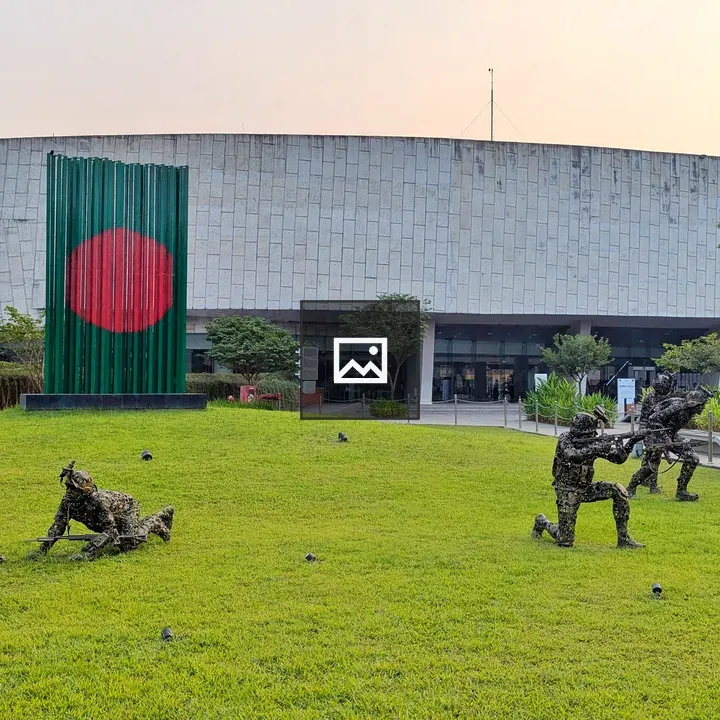 Army Museum Dhaka Lawn Statues