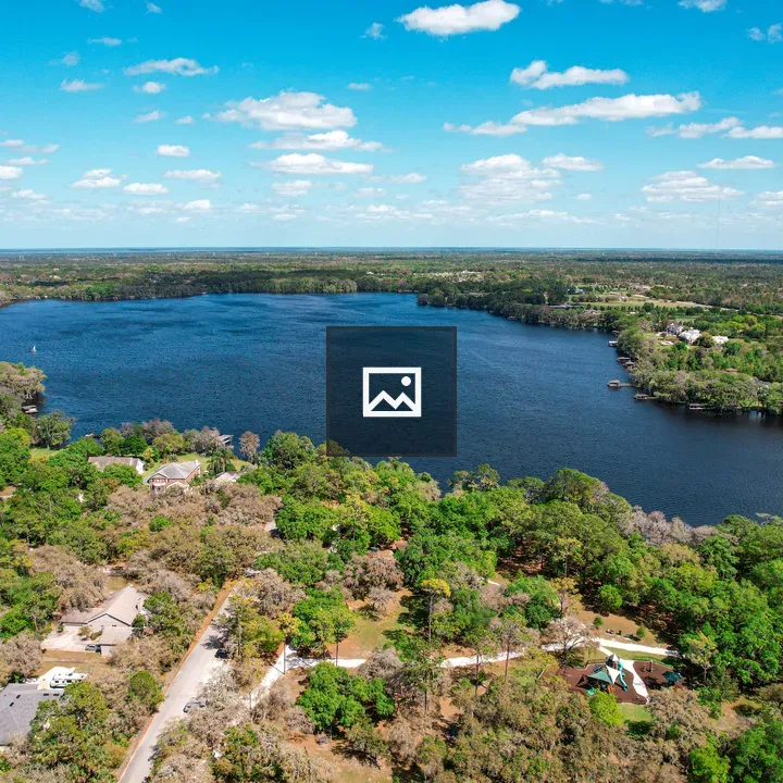 Aerial Lake Mills and Park View