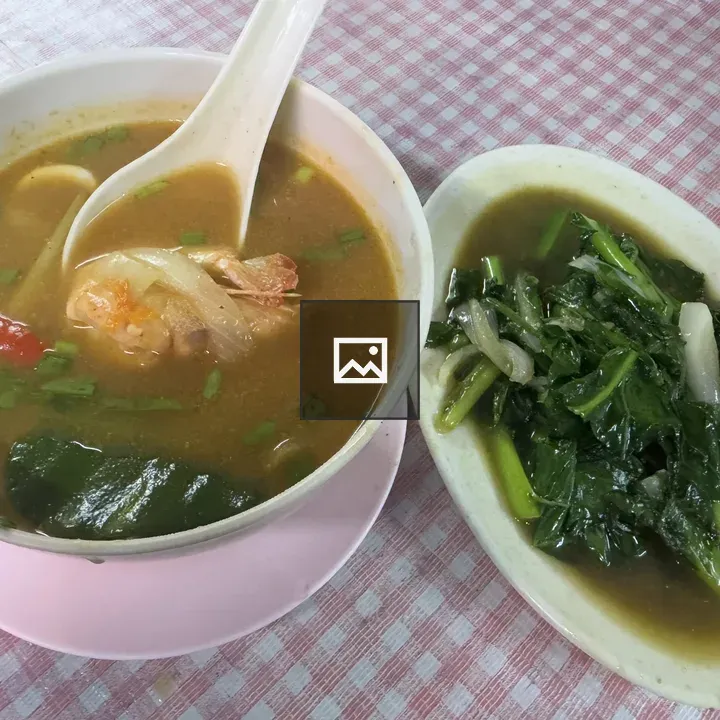 Tom Yum soup with shrimp