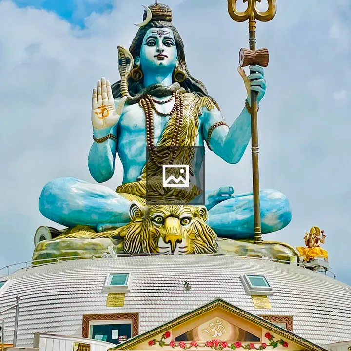 Pumdikot Shiva Statue Close View