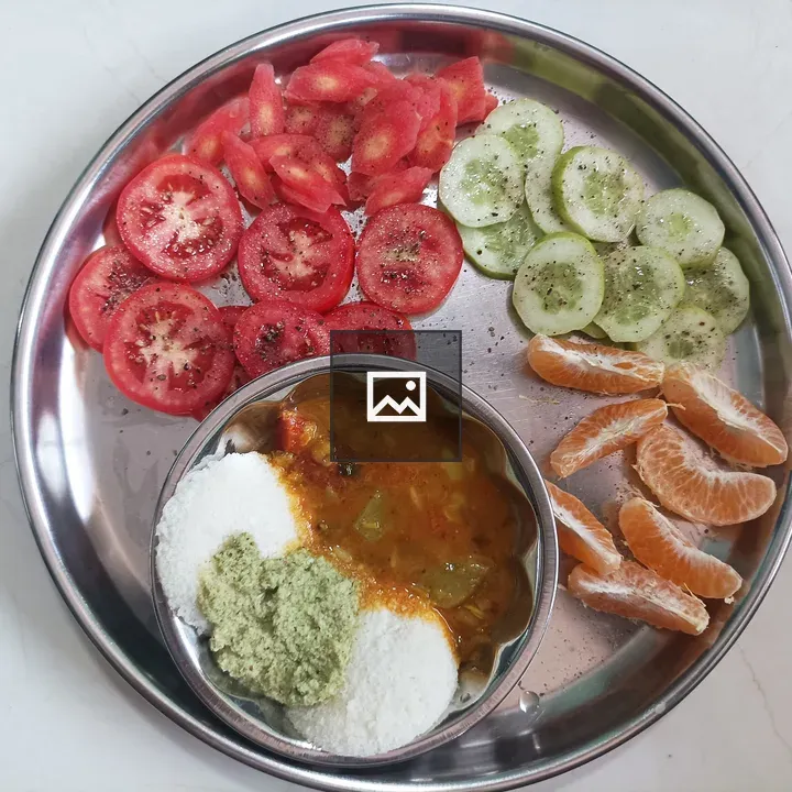 Idali Sambar with Salad