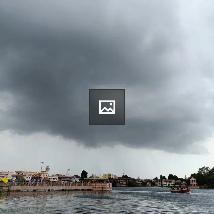 Dakor dark cloud over lake