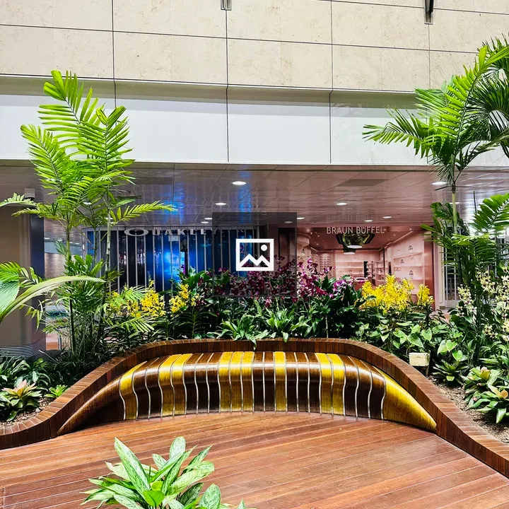 Garden at Changi Airport Interior