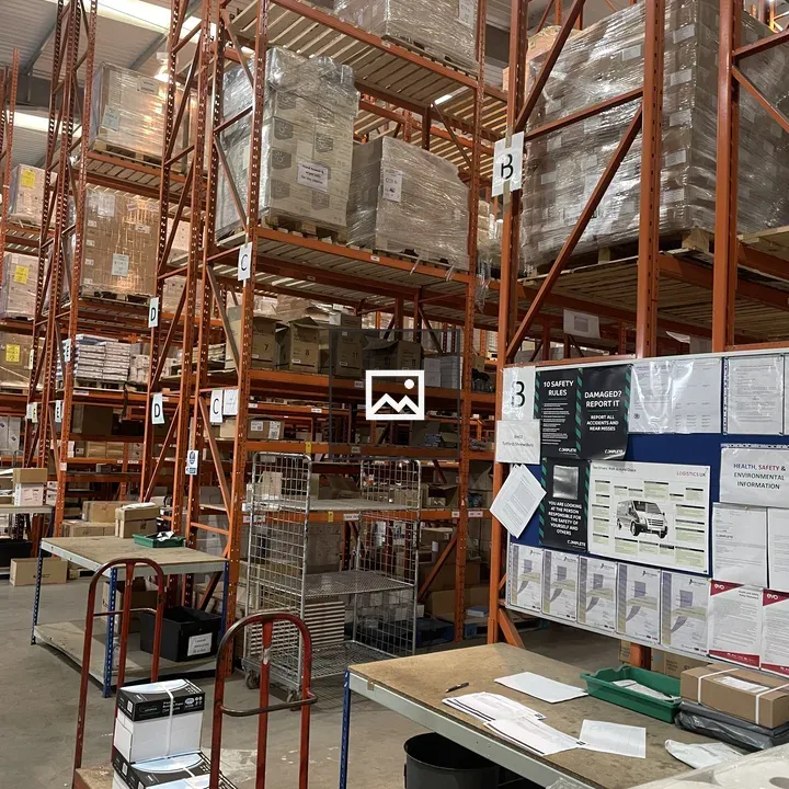 Warehousing environment scene