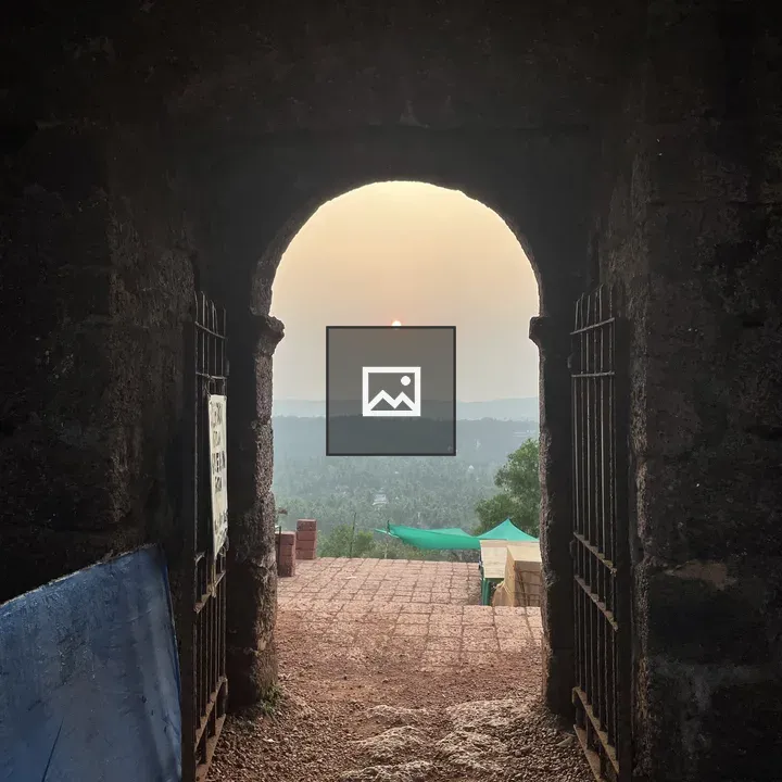 Gate at Chapora Fort