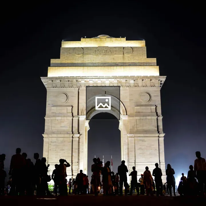 Night view of Gateway of India arch