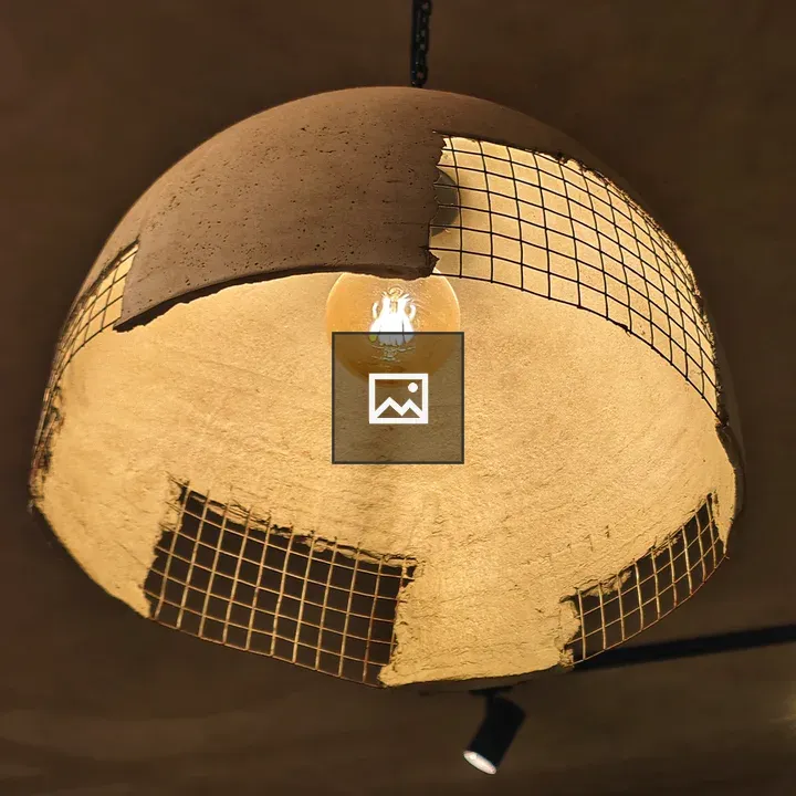 Pendant light fixture