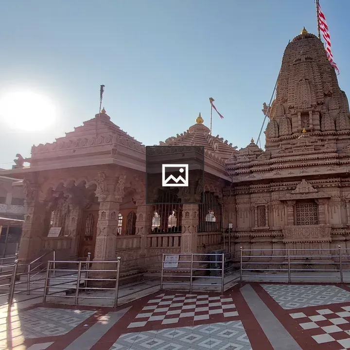 Temple landscape in blue and white