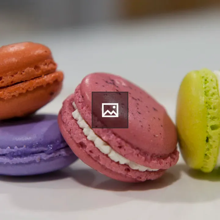 Colorful macarons