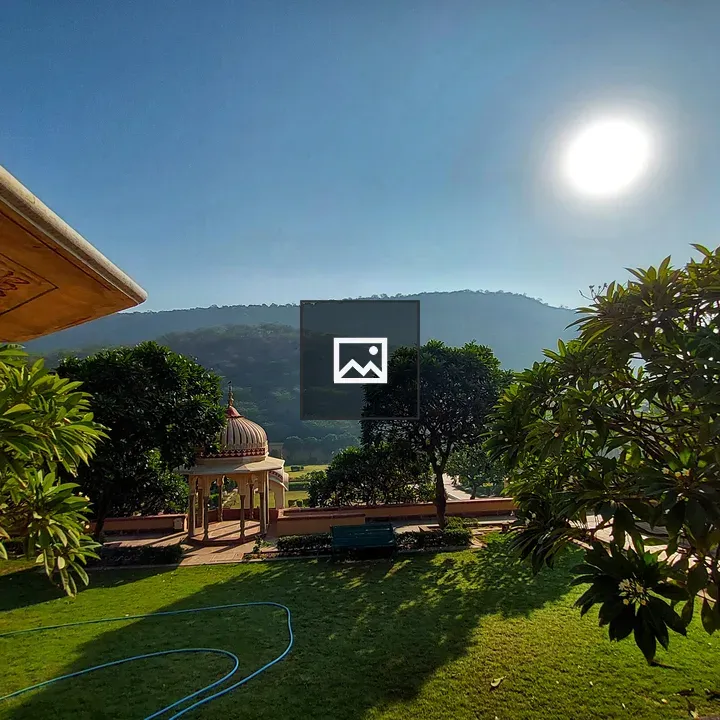 Sunrise over Sisodia Rani ka Bagh
