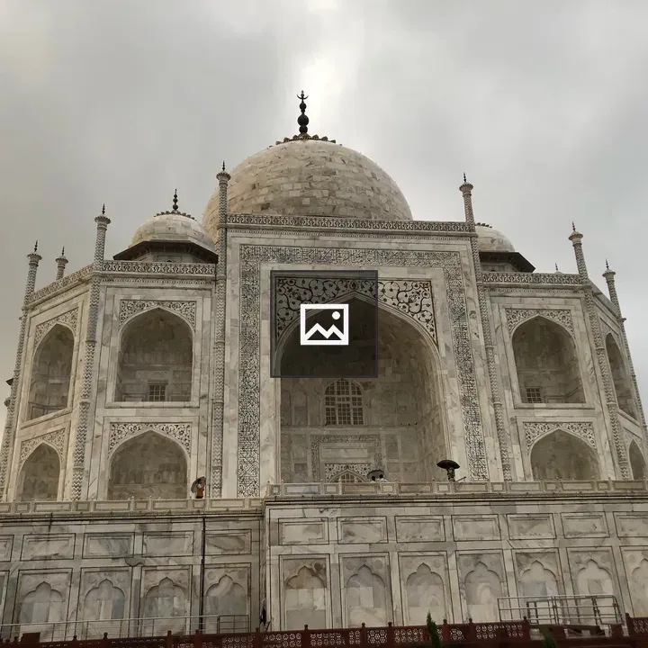 Taaj Mahal in Rainy Days