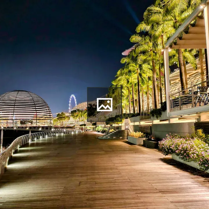 Marina Bay Apple Center Night View