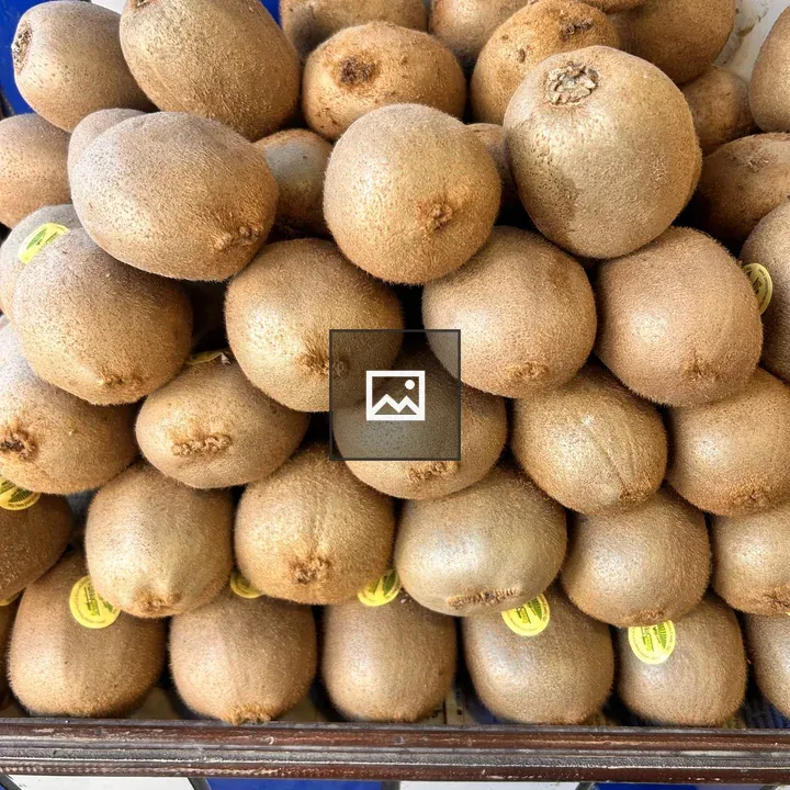 Kiwis on Display Shelf