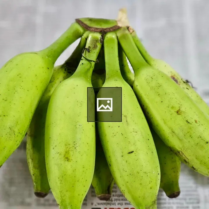 Raw bananas for sale