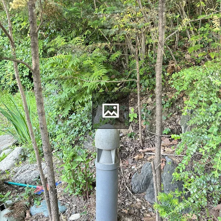 Cylindrical outdoor light fixture
