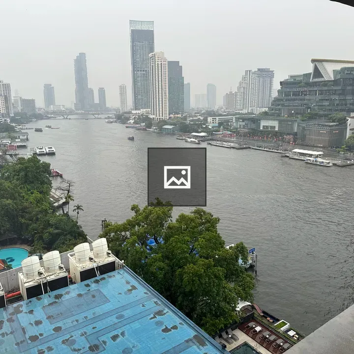 Chao Phraya River and Thai Architecture