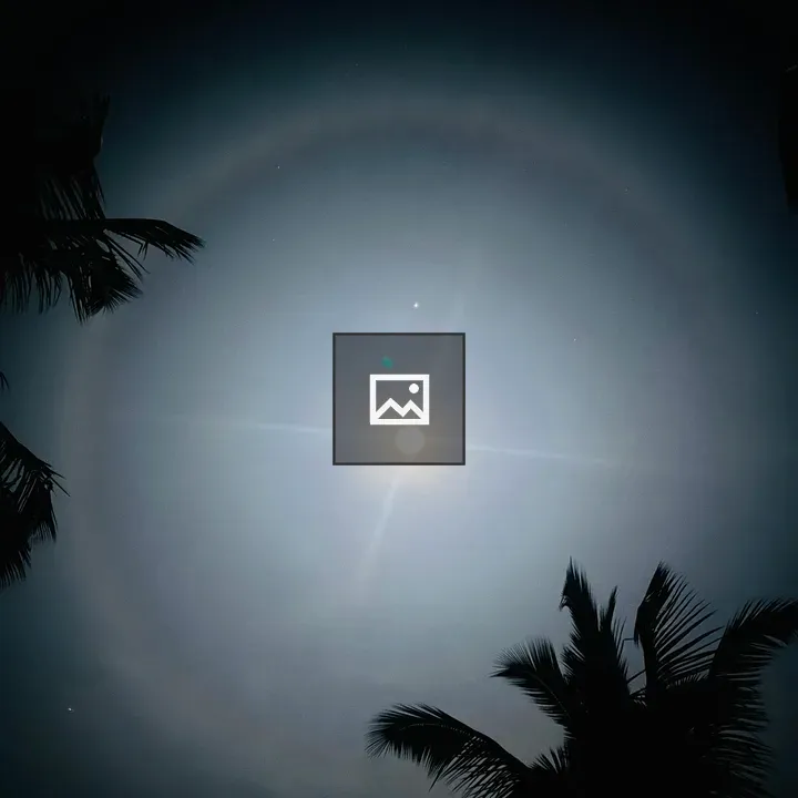 Lunar halo effect