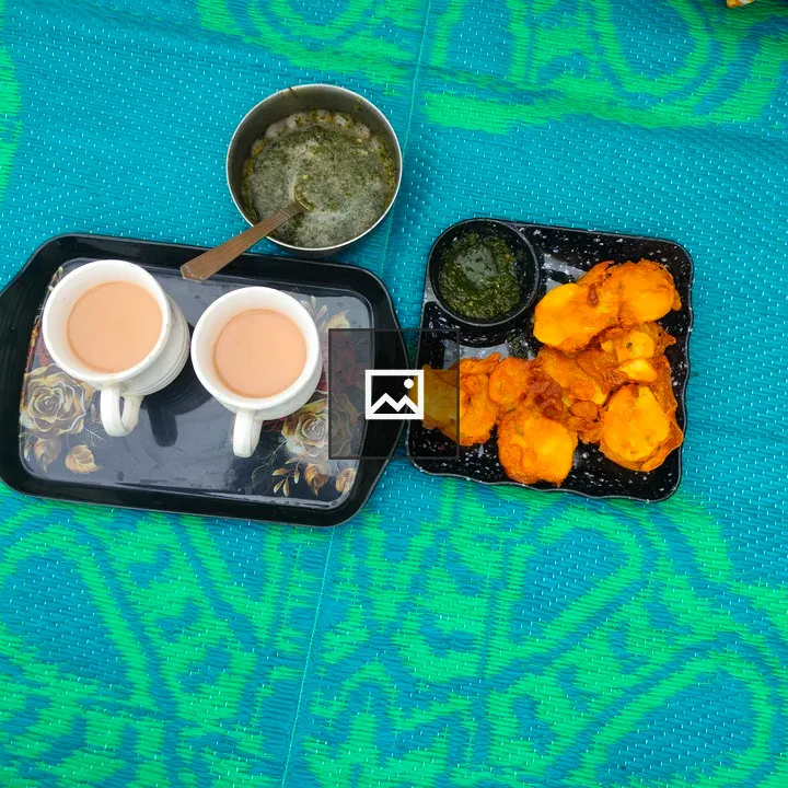 Chai and pakodas scene