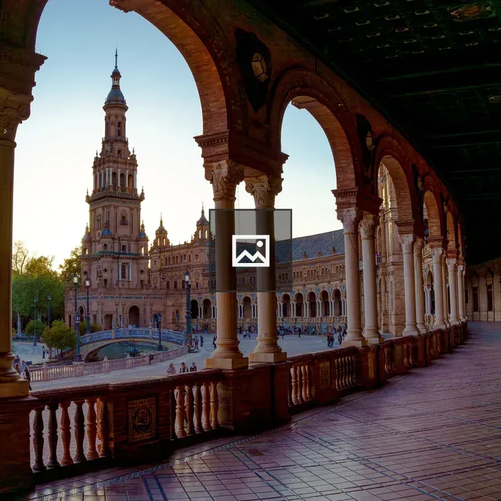 Plaza de España architectural scene