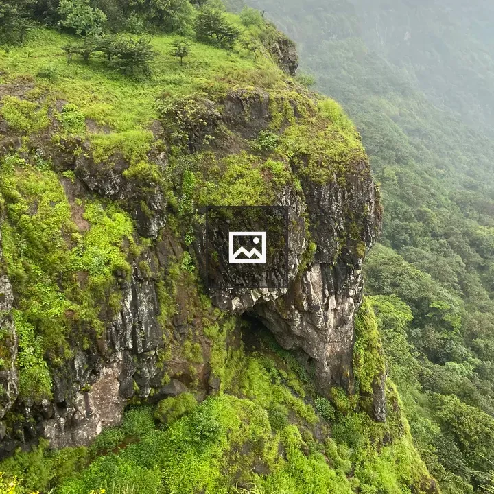 Elephant-shaped mountain