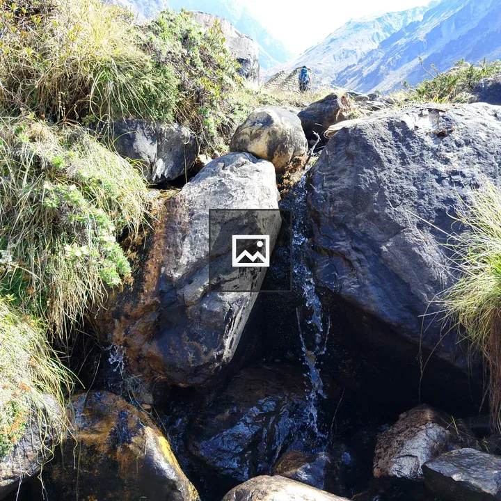 Waterfall over smooth rocks