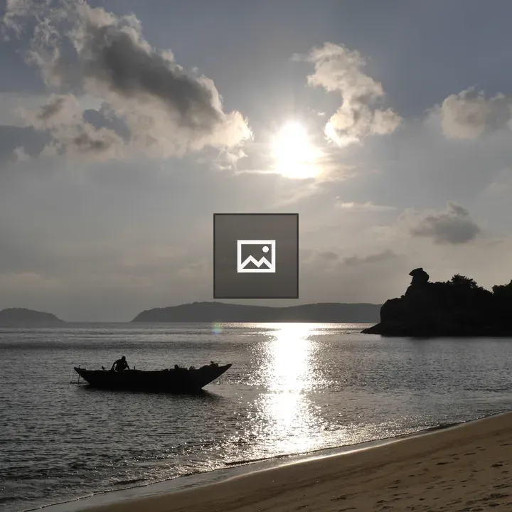 Fisherman Arriving at Cham Island Beach