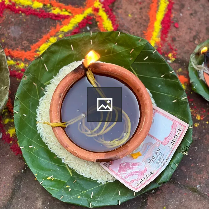 Clay Oil Lamp with Leaf Plate