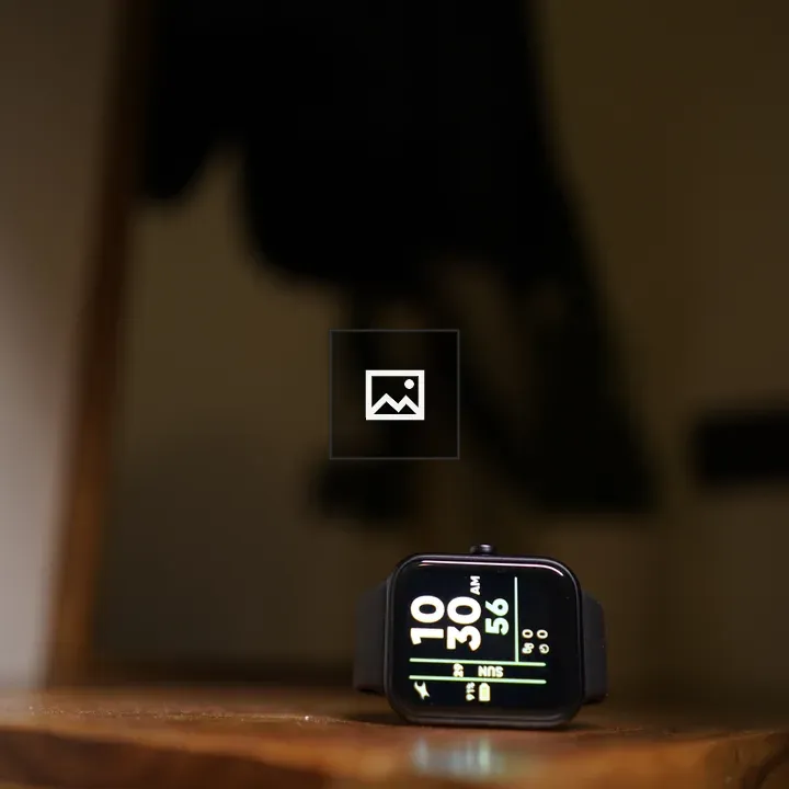 Smart watch with dial