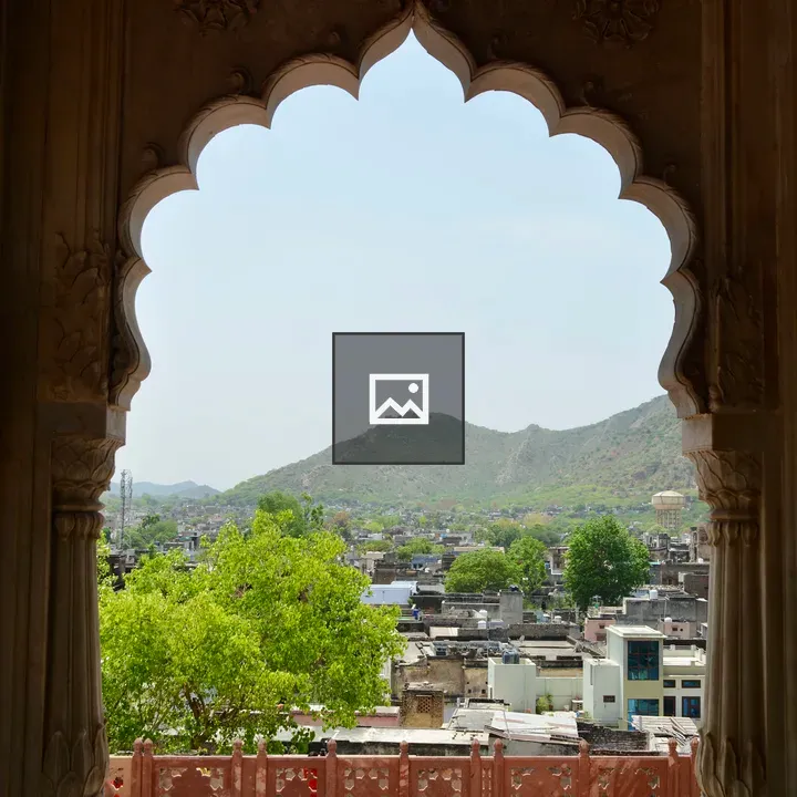 Marble Arch Framing Moosi Chhatri