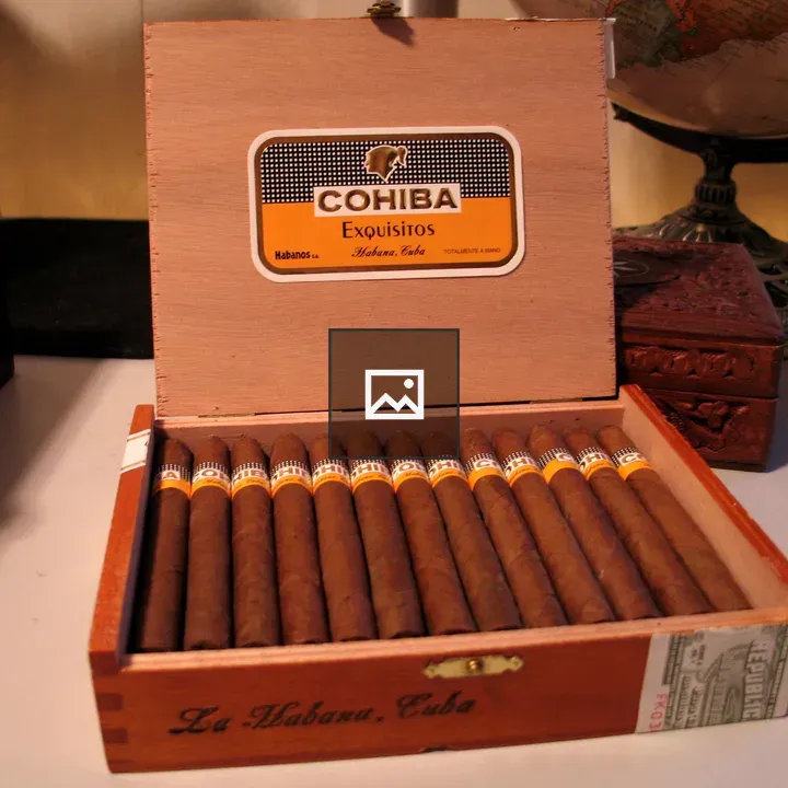 Fresh box of Cohiba Exquisitos