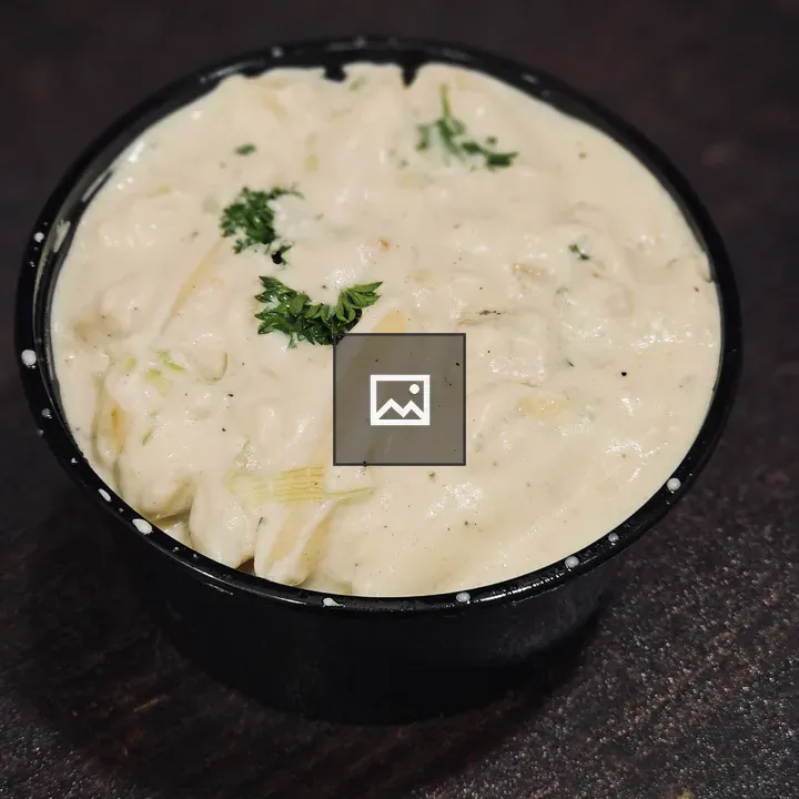 Creamy chicken Alfredo pasta