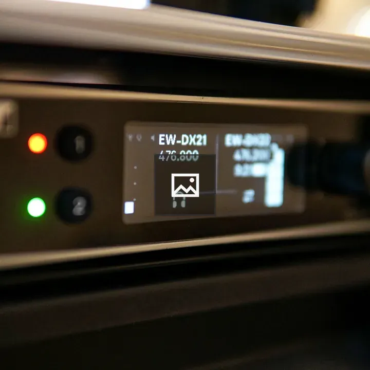 Receiver with wireless microphone display