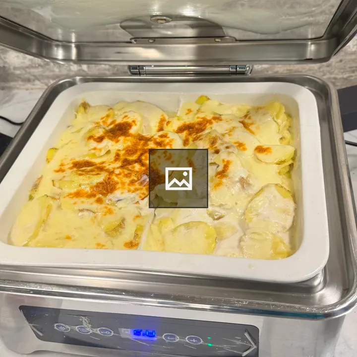 Creamy baked potato gratin buffet