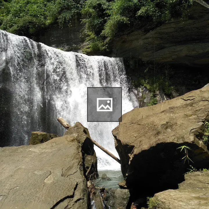 Tinaf Saitar Waterfall