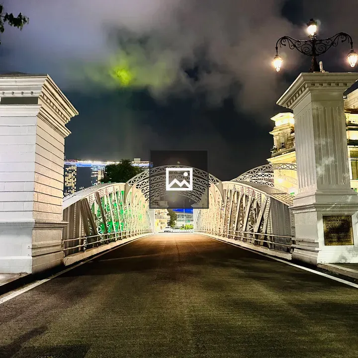 A small bridge in Marina Bay