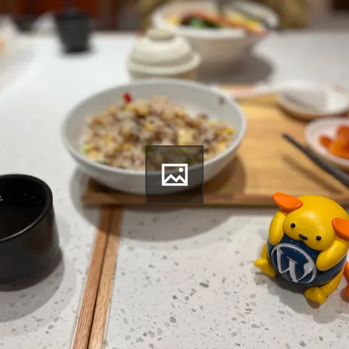 Wapuu and Food