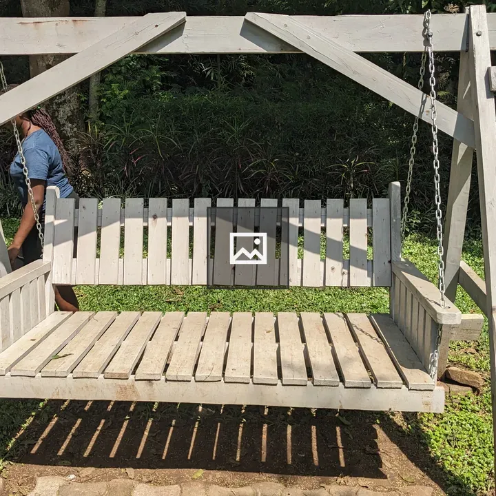 Simple wooden relaxation swing