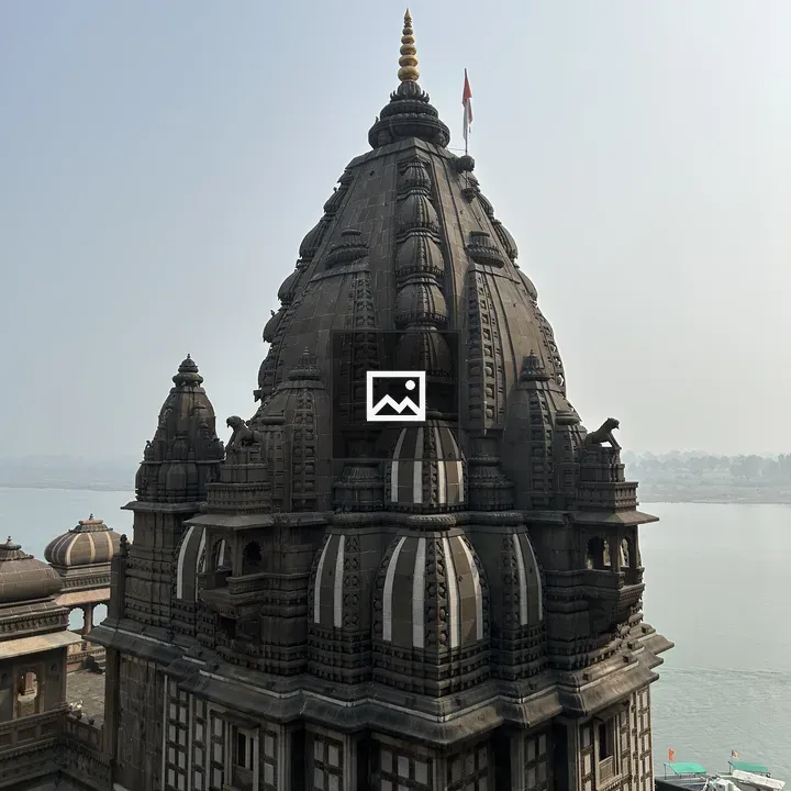 Maheshwar Temple with Spire