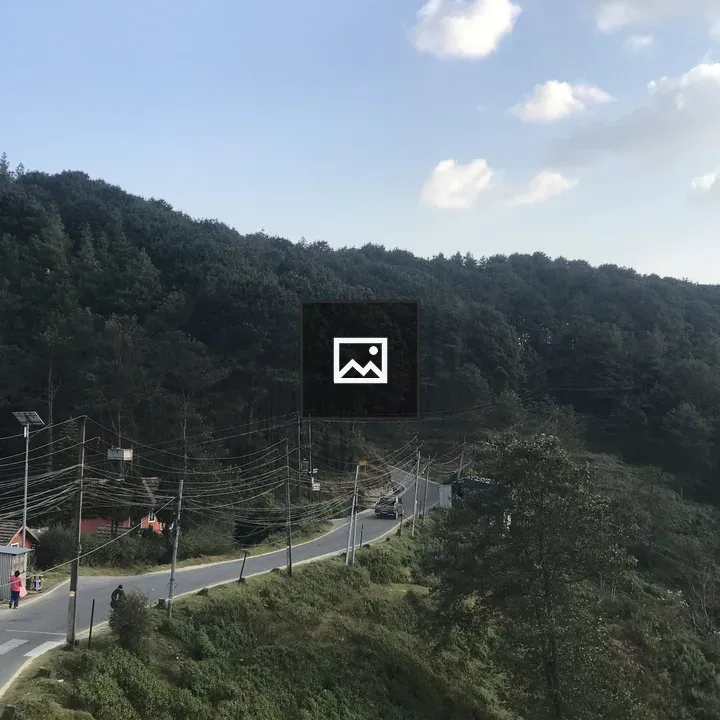 Way to Nagarkot tower