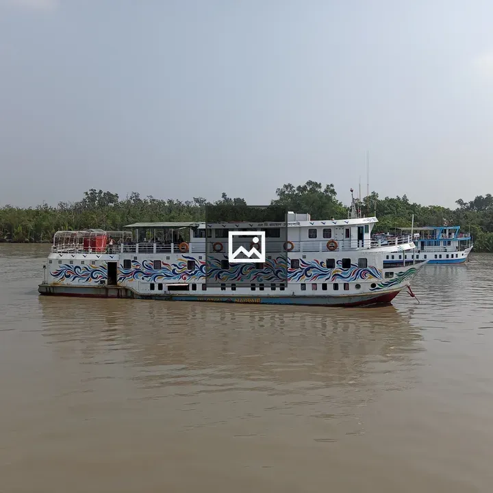River cruise vessel